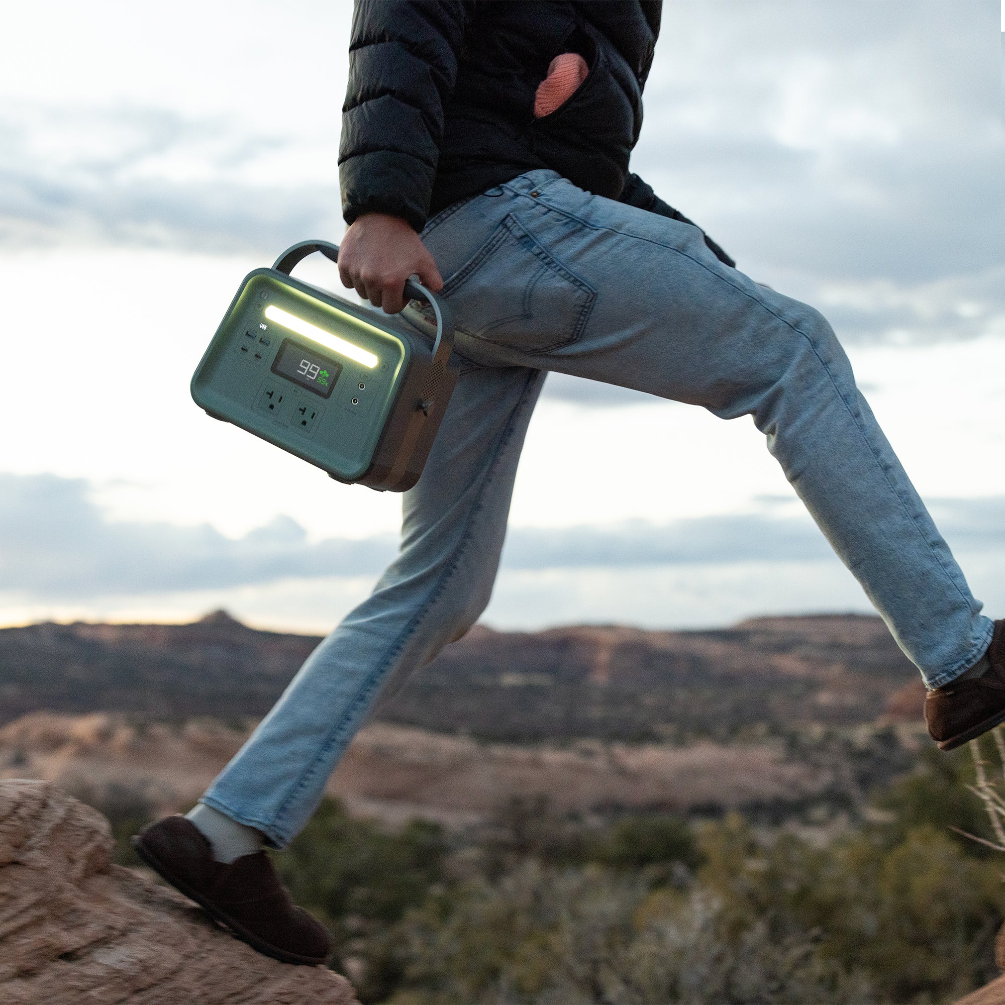 Yoshino B330 Solid-State Portable Power Station - 330W | 241Wh